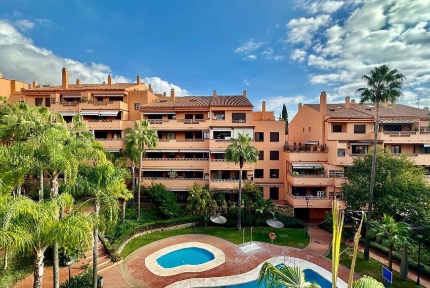 R4880254-Apartment-For-Sale-Marbella-Duplex-3-Beds-122-Built-2