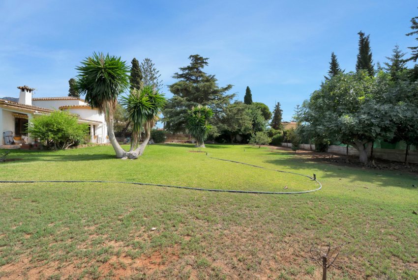 R4883155-Villa-For-Sale-Marbella-Detached-4-Beds-256-Built-2