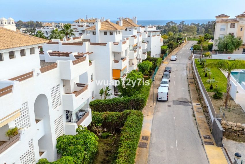 R4885702-Apartment-For-Sale-Estepona-Penthouse-2-Beds-156-Built