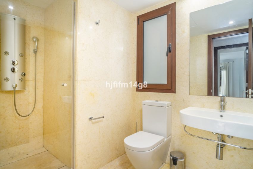 R4891564-Apartment-For-Sale-Nueva-Andalucia-Ground-Floor-3-Beds-161-Built-18