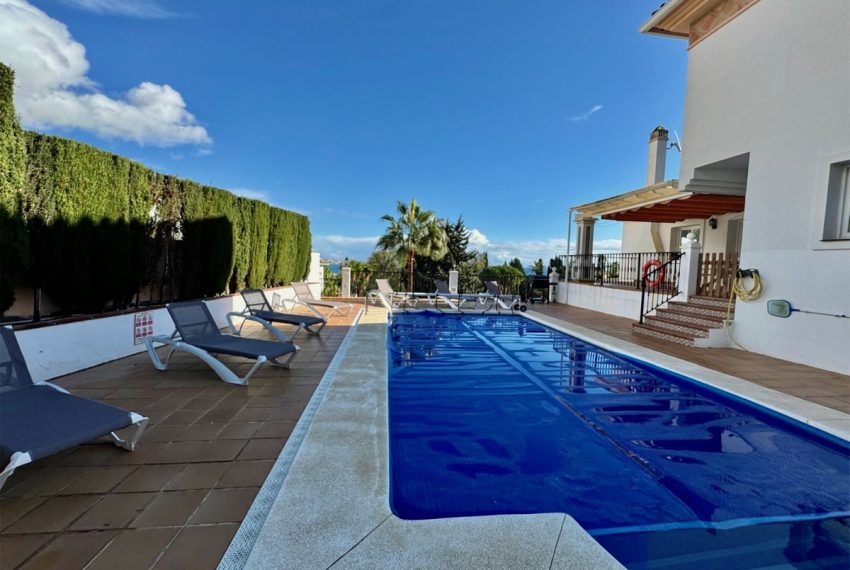 R4894975-Villa-For-Sale-La-Cala-de-Mijas-Detached-6-Beds-420-Built-4