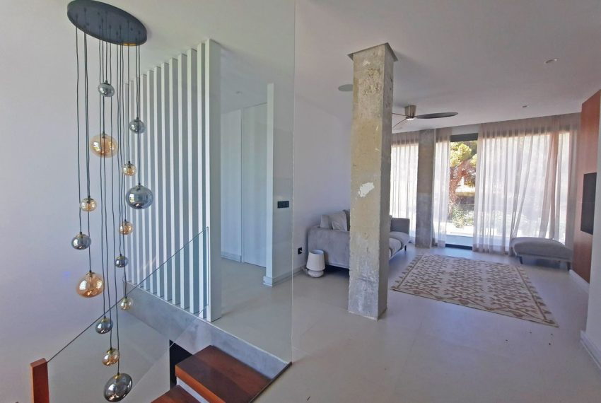 R4895608-Villa-For-Sale-Elviria-Detached-4-Beds-294-Built-10