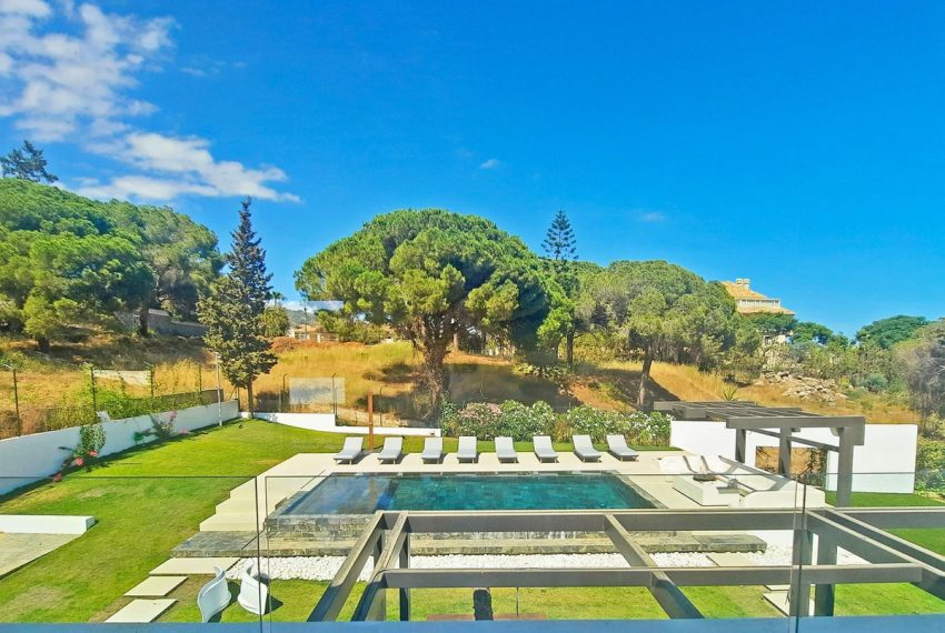 R4895608-Villa-For-Sale-Elviria-Detached-4-Beds-294-Built-12