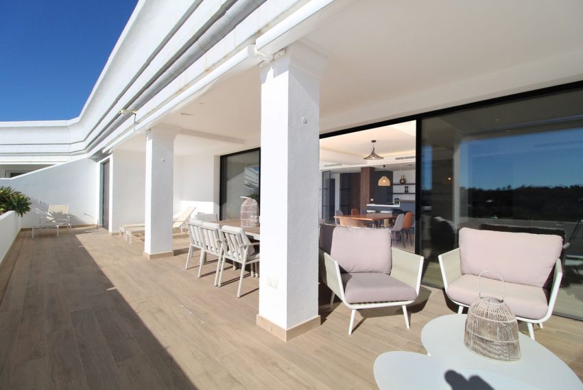 R4901296-Apartment-For-Sale-Las-Brisas-Penthouse-4-Beds-190-Built-2