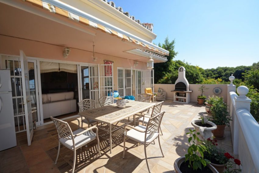 R4905523-Villa-For-Sale-Estepona-Detached-4-Beds-250-Built-11