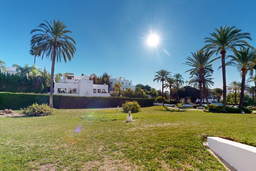 R4907233-Apartment-For-Sale-Nueva-Andalucia-Middle-Floor-2-Beds-100-Built-11