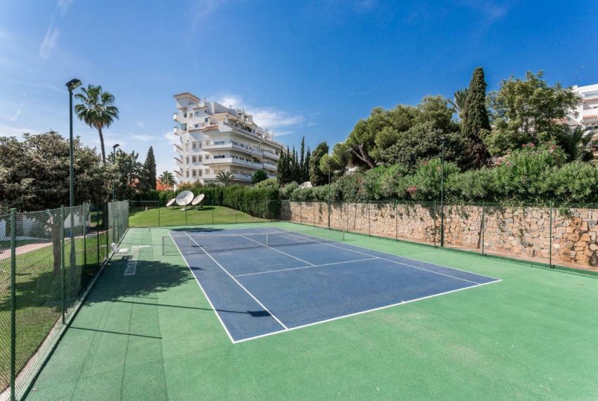 R4907233-Apartment-For-Sale-Nueva-Andalucia-Middle-Floor-2-Beds-100-Built-15