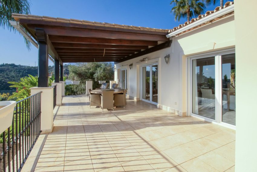 R4909513-Villa-For-Sale-Estepona-Finca-4-Beds-440-Built-5