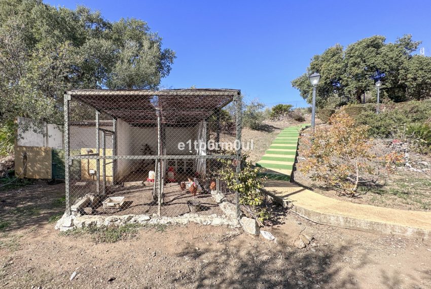 R4913407-Villa-For-Sale-Ojen-Finca-4-Beds-375-Built-16