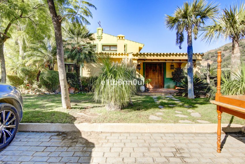 R4913407-Villa-For-Sale-Ojen-Finca-4-Beds-375-Built-18