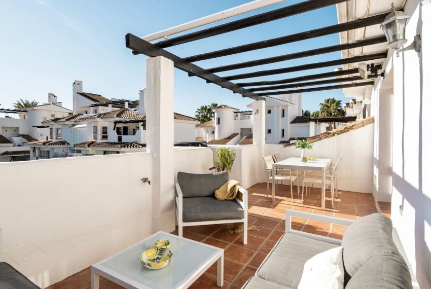 R4918186-Apartment-For-Sale-Nueva-Andalucia-Penthouse-Duplex-3-Beds-125-Built-1