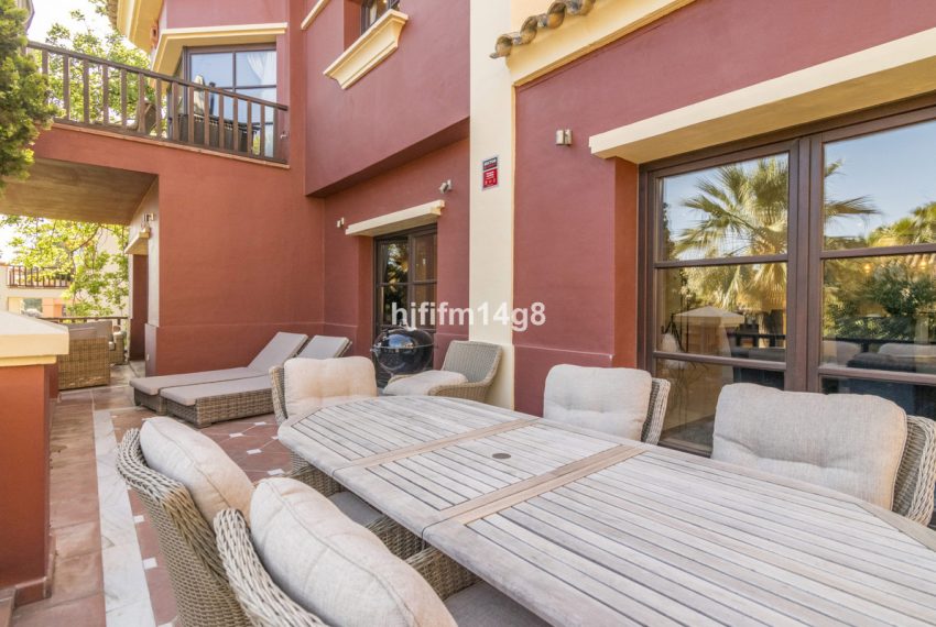 R4918387-Villa-For-Sale-The-Golden-Mile-Detached-6-Beds-686-Built-3