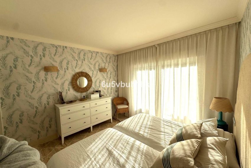 R4918588-Apartment-For-Sale-Nueva-Andalucia-Middle-Floor-2-Beds-111-Built-15