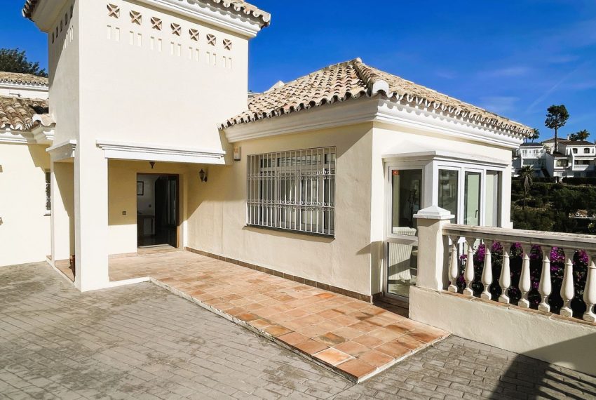 R4920247-Villa-For-Sale-Calahonda-Detached-3-Beds-230-Built-11