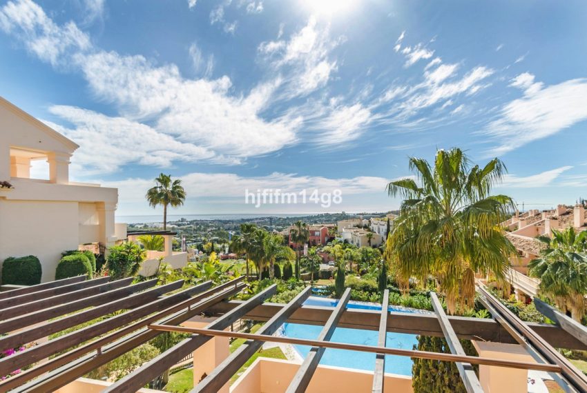 R4927006-Apartment-For-Sale-Nueva-Andalucia-Middle-Floor-3-Beds-267-Built