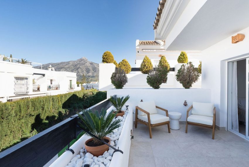 R4927246-Apartment-For-Sale-Nueva-Andalucia-Penthouse-2-Beds-66-Built-4