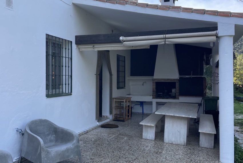 R4928917-Villa-For-Sale-Ojen-Finca-3-Beds-223-Built-1