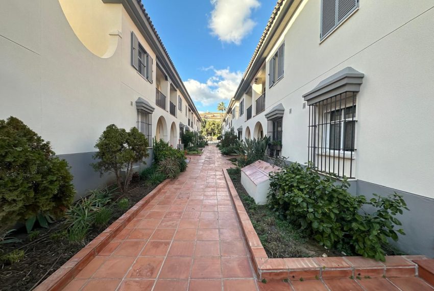 R4929718-Townhouse-For-Sale-Marbella-Terraced-5-Beds-240-Built-5