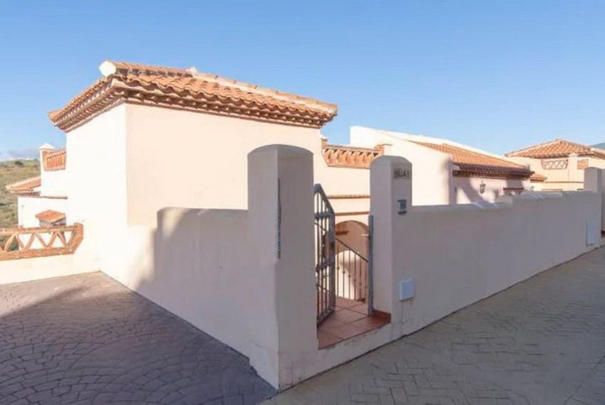 R4929946-Villa-For-Sale-Mijas-Golf-Semi-Detached-3-Beds-318-Built-3