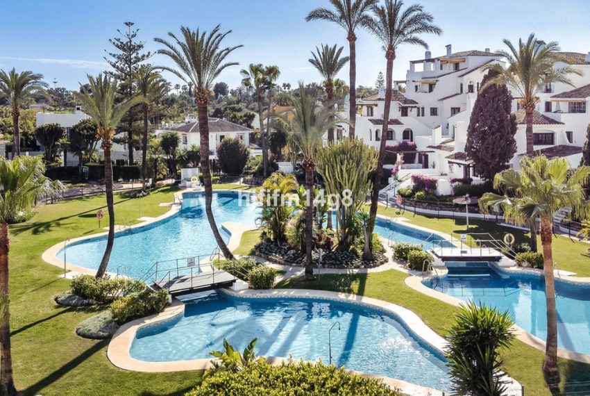 R4930561-Apartment-For-Sale-Nueva-Andalucia-Middle-Floor-3-Beds-123-Built-10