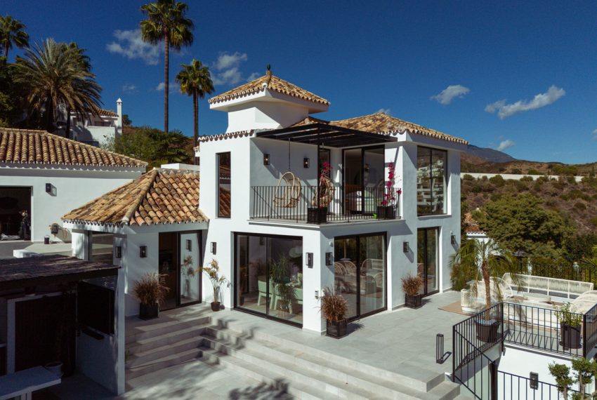 R4937392-Villa-For-Sale-Nueva-Andalucia-Detached-5-Beds-263-Built-6