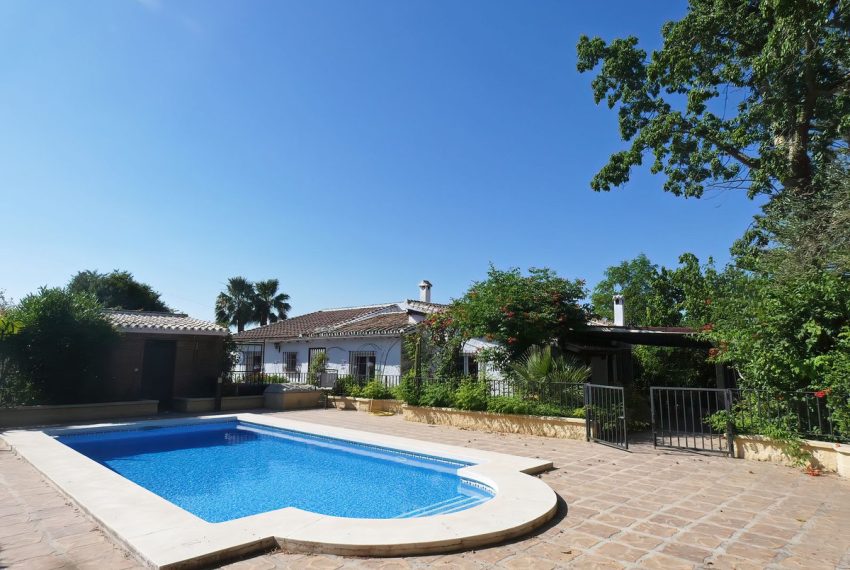 R4941619-Villa-For-Sale-Coin-Finca-4-Beds-189-Built-1