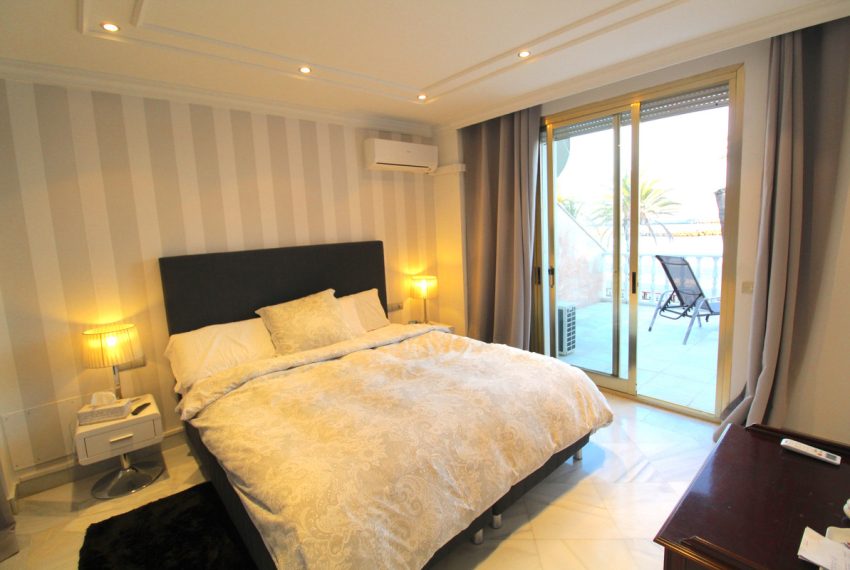 R2593460-Apartment-For-Sale-Puerto-Banus-Ground-Floor-4-Beds-450-Built-7