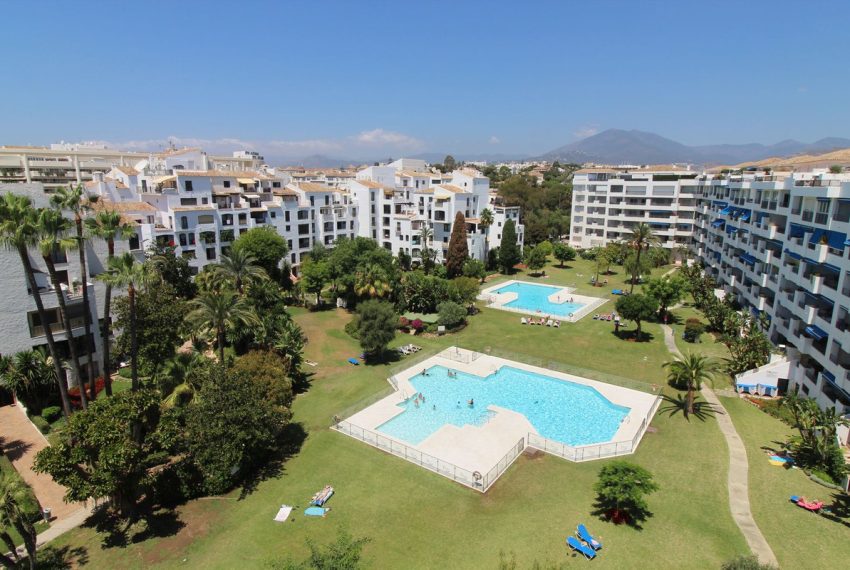 R3592087-Apartment-For-Sale-Puerto-Banus-Middle-Floor-3-Beds-190-Built