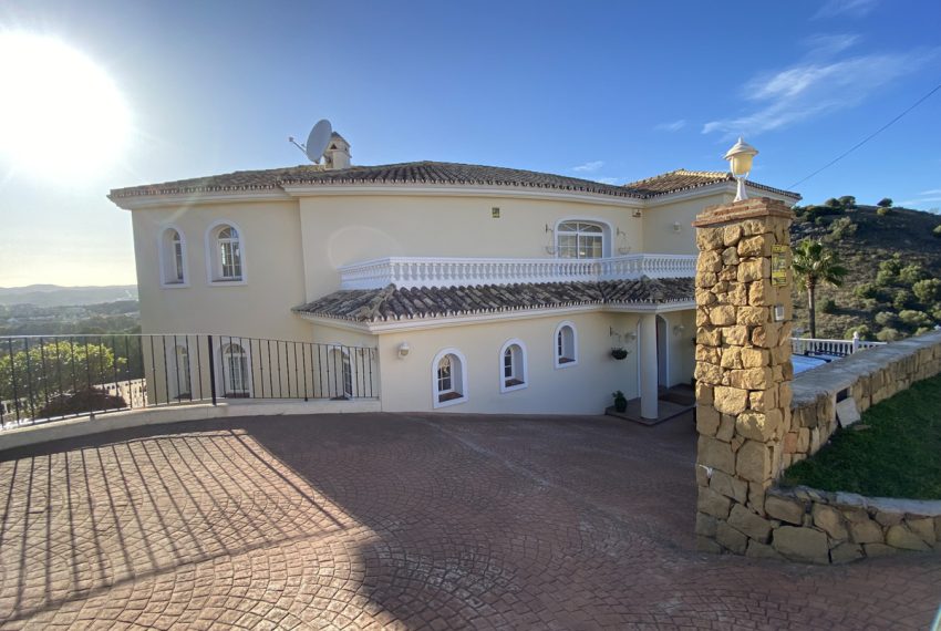 R4002268-Villa-For-Sale-Mijas-Golf-Detached-5-Beds-480-Built-17