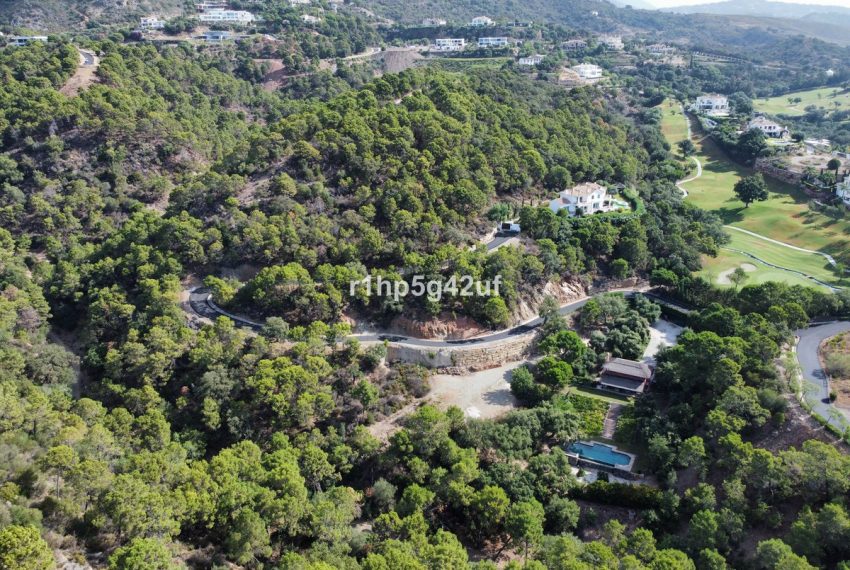 R4123480-Villa-For-Sale-Benahavis-Detached-3-Beds-200-Built