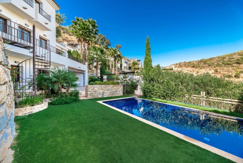 R4152868-Villa-For-Sale-Benahavis-Detached-5-Beds-362-Built