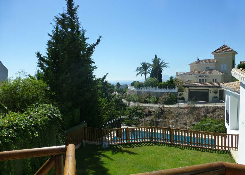 R4169197-Villa-For-Sale-El-Rosario-Detached-5-Beds-334-Built-5