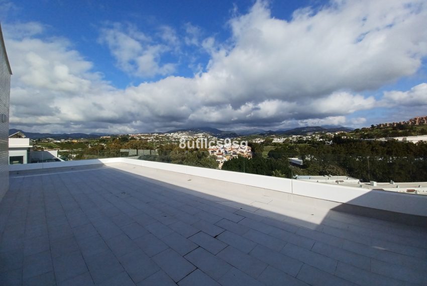 R4188355-Apartment-For-Sale-Nueva-Andalucia-Penthouse-3-Beds-103-Built-3