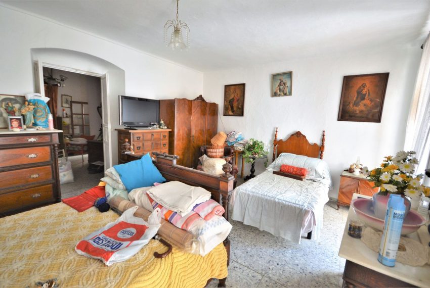 R4372549-Villa-For-Sale-Marbella-Semi-Detached-4-Beds-236-Built-14