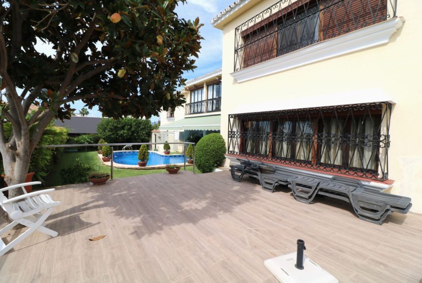 R4437310-Villa-For-Sale-Marbella-Detached-6-Beds-558-Built-10