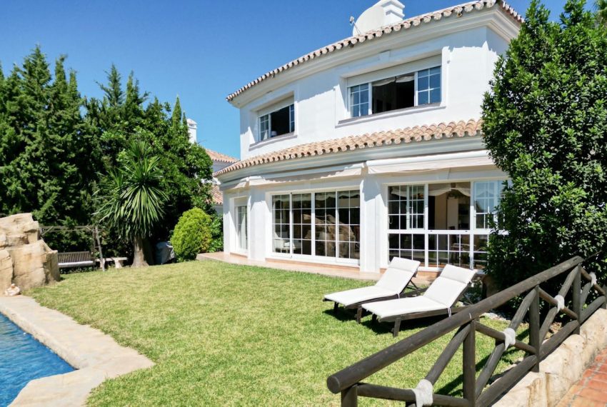 R4446826-Villa-For-Sale-Mijas-Golf-Detached-4-Beds-424-Built