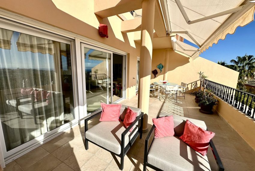 R4582279-Apartment-For-Sale-Nueva-Andalucia-Penthouse-Duplex-2-Beds-181-Built-15