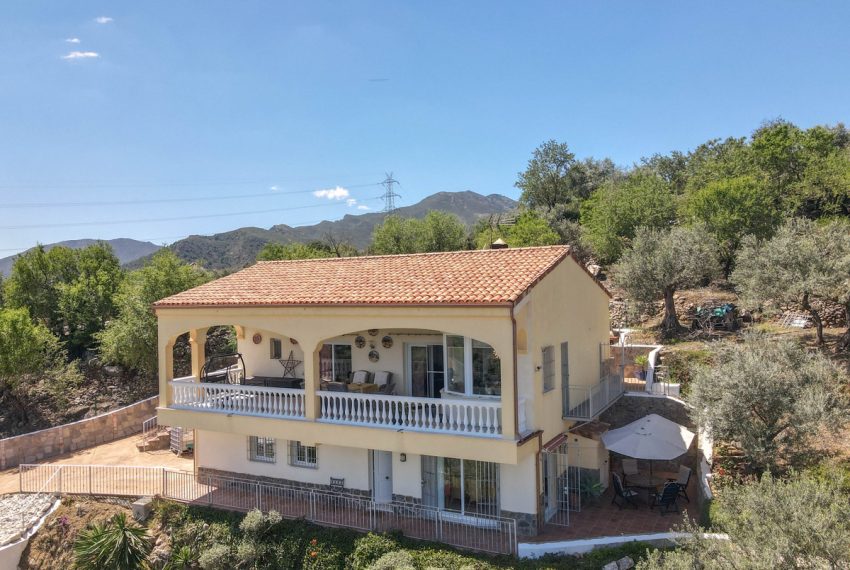 R4671364-Villa-For-Sale-Monda-Detached-4-Beds-142-Built-2