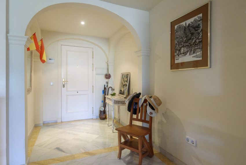 R4677334-Apartment-For-Sale-Nueva-Andalucia-Middle-Floor-2-Beds-93-Built-12