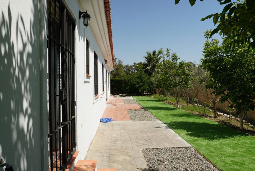 R4705588-Villa-For-Sale-Coin-Finca-6-Beds-295-Built-11