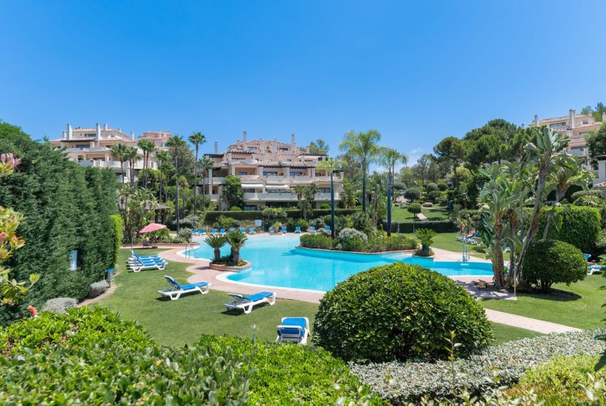 R4760884-Apartment-For-Sale-Benahavis-Ground-Floor-4-Beds-300-Built-2