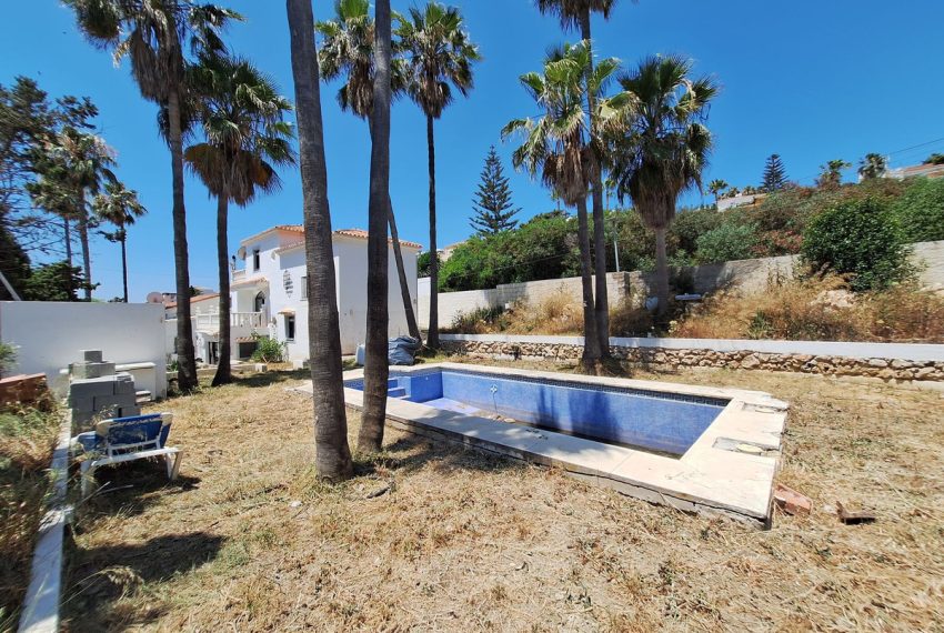 R4763299-Villa-For-Sale-Estepona-Detached-3-Beds-162-Built