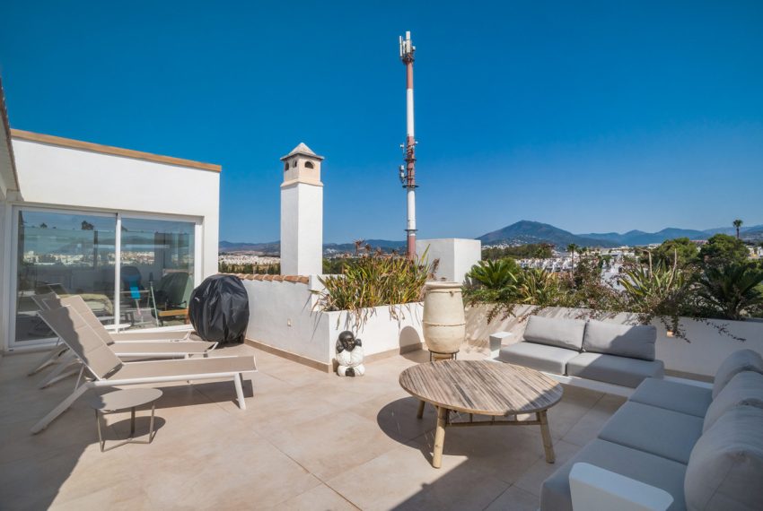 R4786396-Apartment-For-Sale-Nueva-Andalucia-Penthouse-4-Beds-140-Built-19