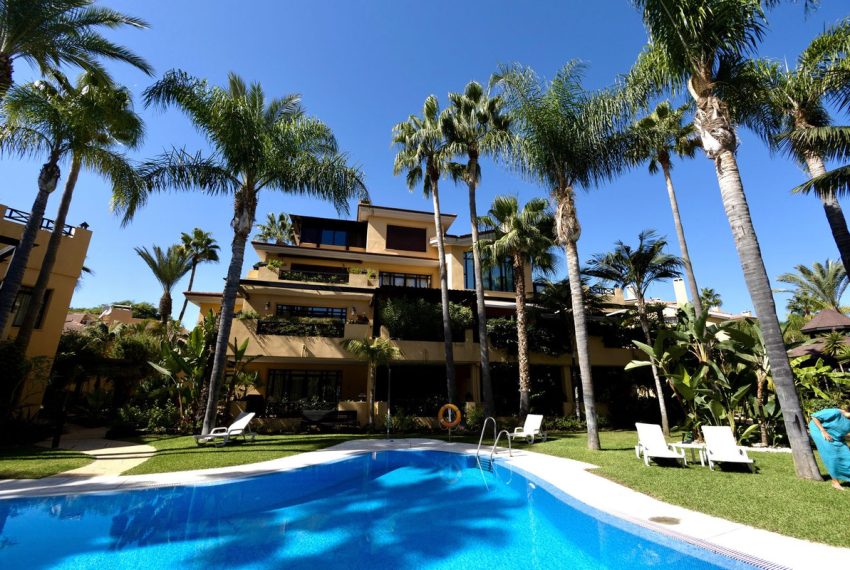 R4794067-Apartment-For-Sale-Puerto-Banus-Ground-Floor-3-Beds-220-Built-1