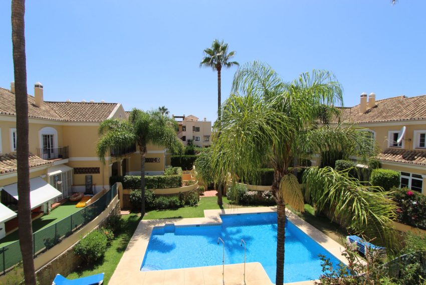 R4798708-Villa-For-Sale-Elviria-Semi-Detached-3-Beds-176-Built-1