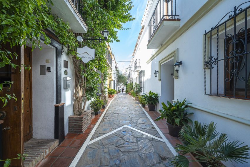 R4800565-Townhouse-For-Sale-Marbella-Terraced-6-Beds-285-Built-19