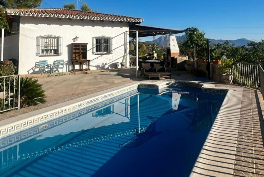 R4822981-Villa-For-Sale-Monda-Finca-3-Beds-166-Built