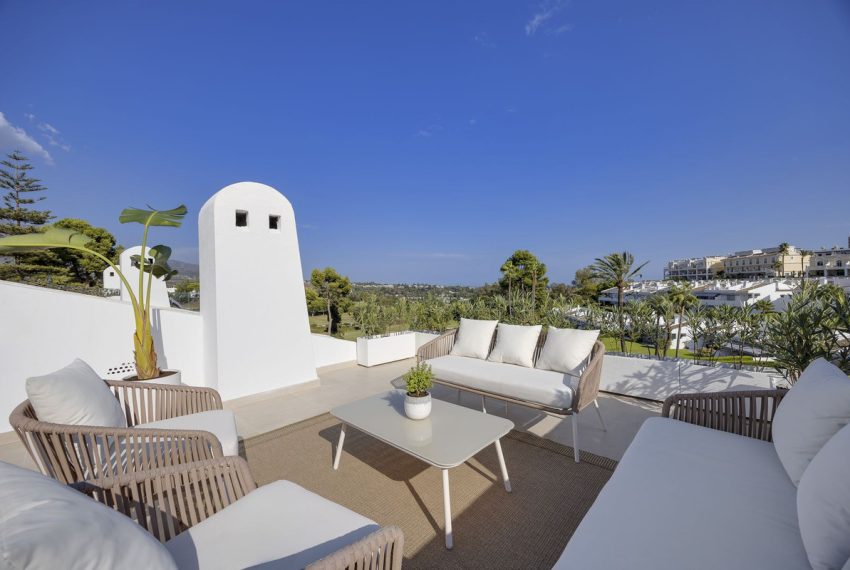 R4830628-Apartment-For-Sale-Nueva-Andalucia-Penthouse-3-Beds-109-Built