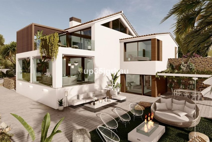 R4831993-Villa-For-Sale-Estepona-Detached-4-Beds-400-Built-2