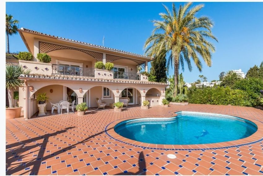 R4837123-Villa-For-Sale-Guadalmina-Alta-Detached-4-Beds-353-Built